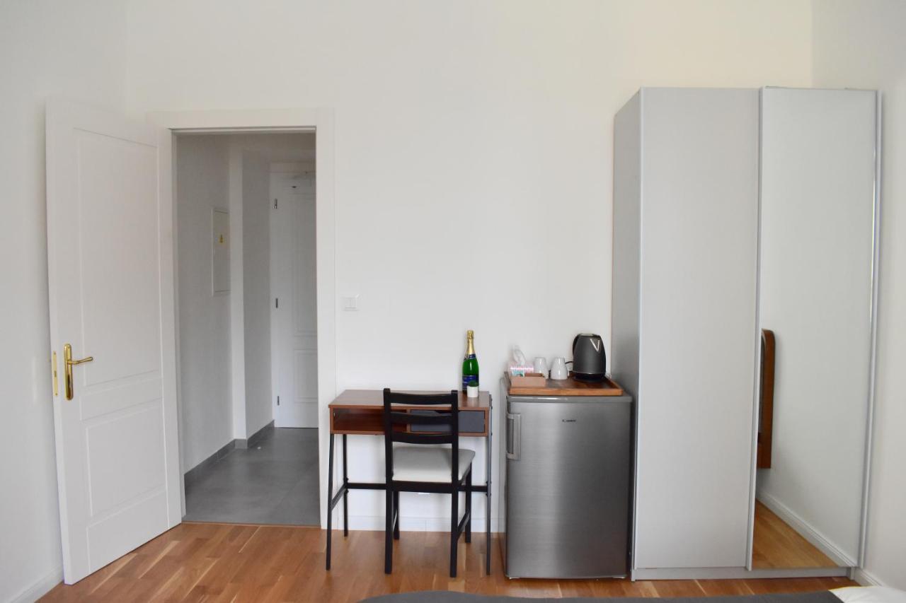Lovely Apartment In Center Prága Kültér fotó